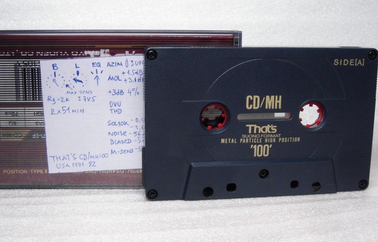 01 Thats CD-MH100 t-info.jpg