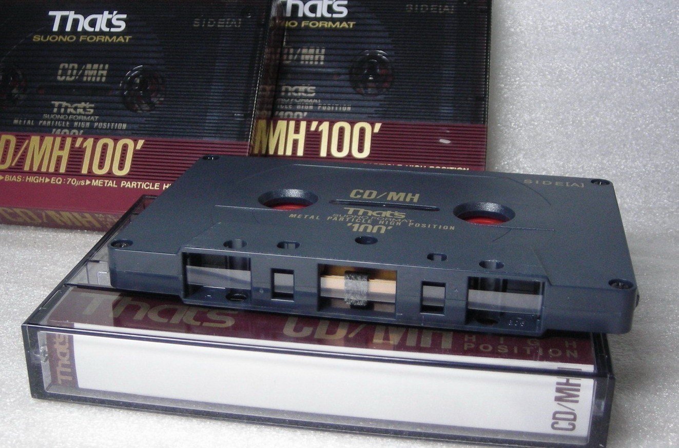 12 Thats CD-MH100 pad.jpg